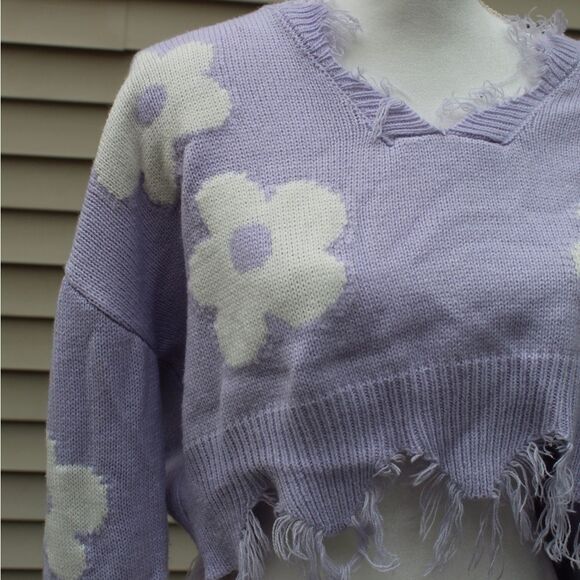 Just Polly Bloom Lavender Long Sleeves Cropped Sweater - Picture 2 of 7